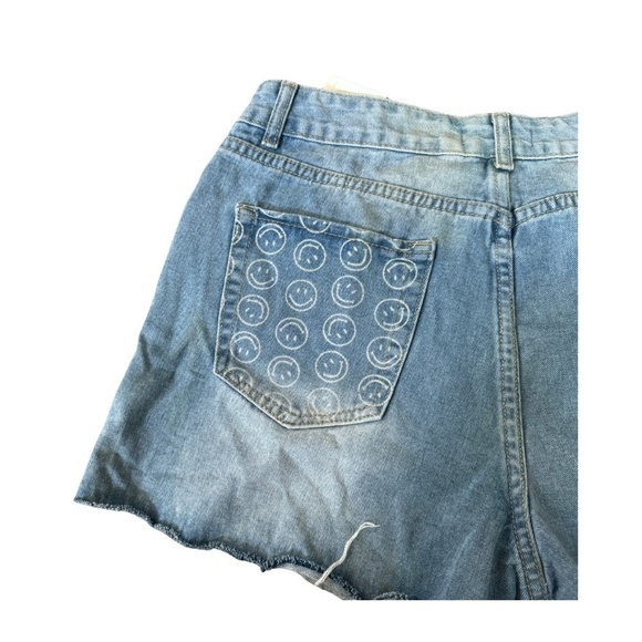 KHAKI + BluE Cut off Denim shorts with smileys! Size 13 | 31 - Picture 6 of 7